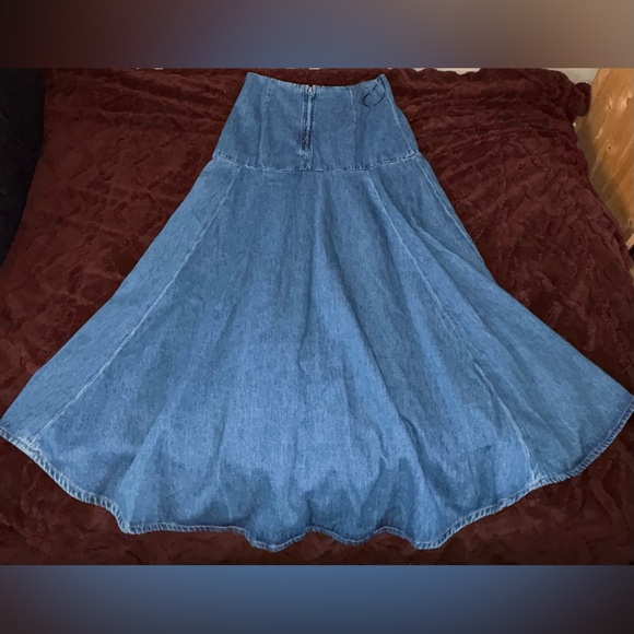 NWT Zara Denim Maxi Skirt Size Small - Picture 4 of 4